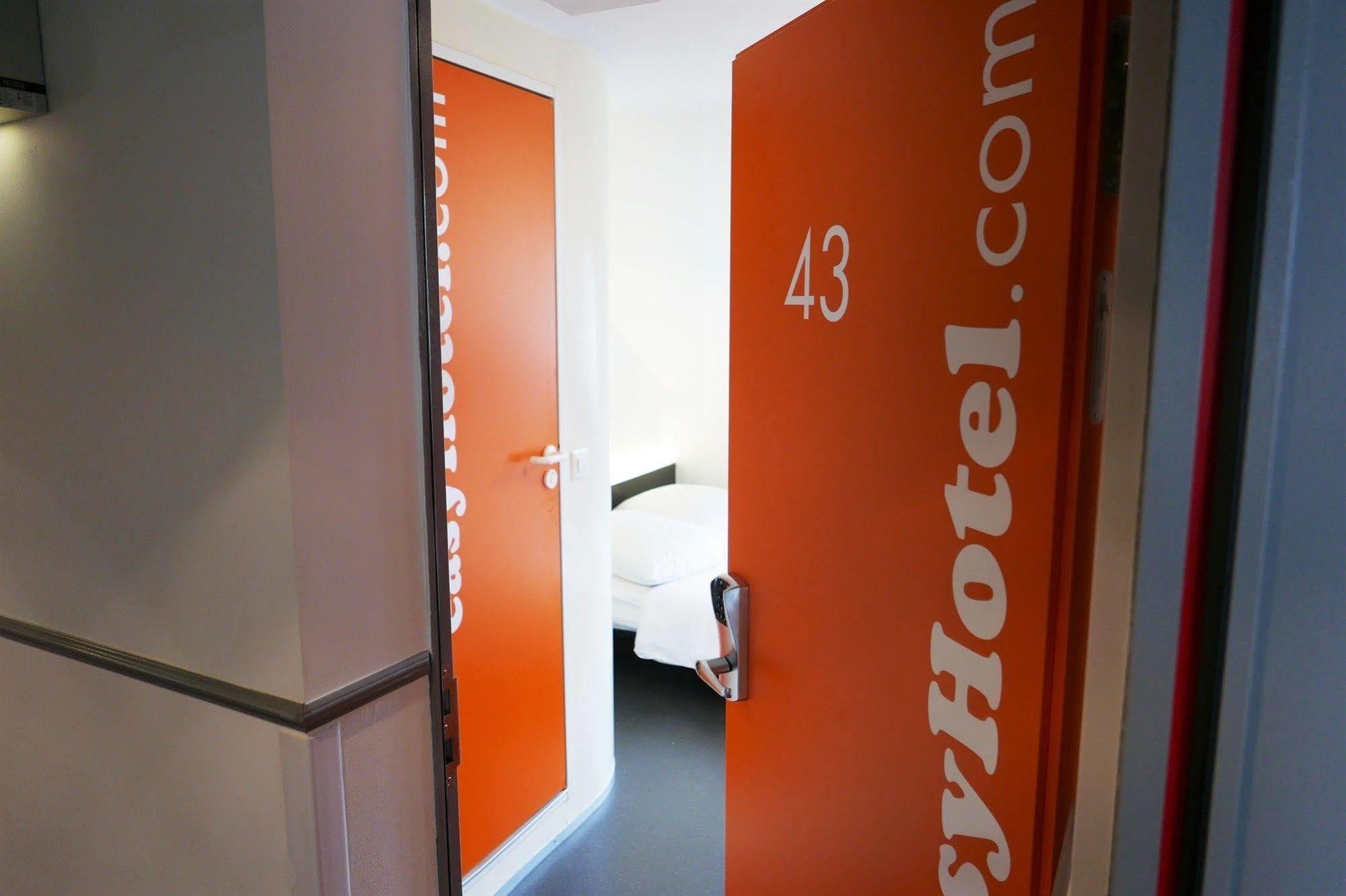 Easyhotel Zuerich City Centre المظهر الخارجي الصورة